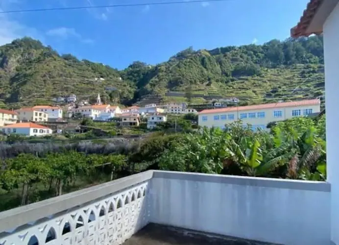 Avo Lucindinha House - Prázdninový dům Porto Moniz