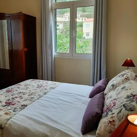 Avo Lucindinha House - *