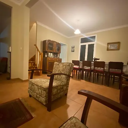 Avo Lucindinha House - *