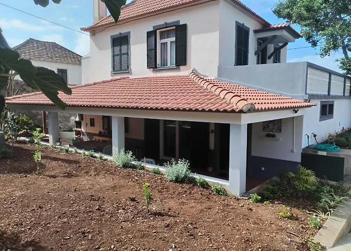 Avo Lucindinha House - * 莫尼兹港